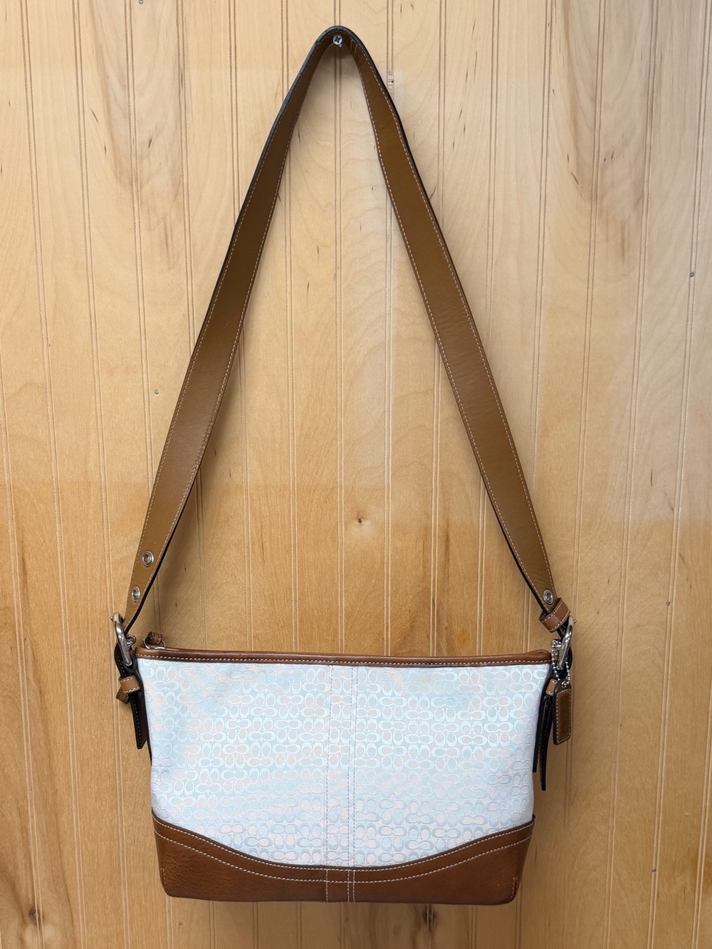 Coach F10945 Vintage Signature Canvas Monogram Bag